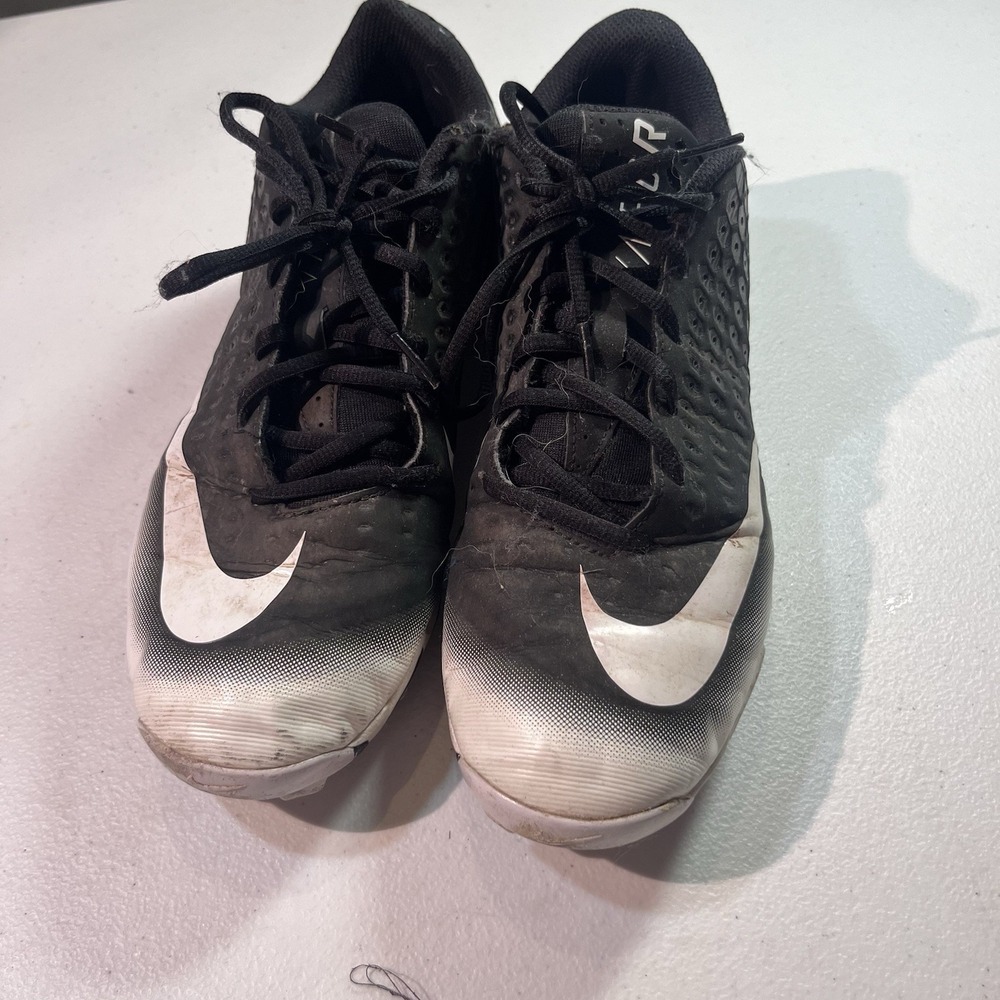 Nike Men's Vapor Ultrafly 2 Keystone Cleats Black White 9.5 AO7945-003 FastFlex